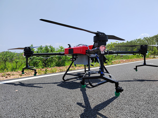 无人机动力型锂电池 无人机动力型锂电池