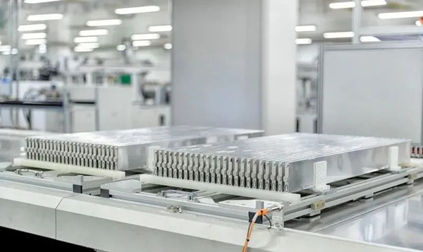 刀片电池 刀片电池