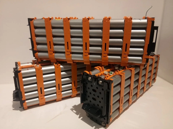 32650电池 32650电池