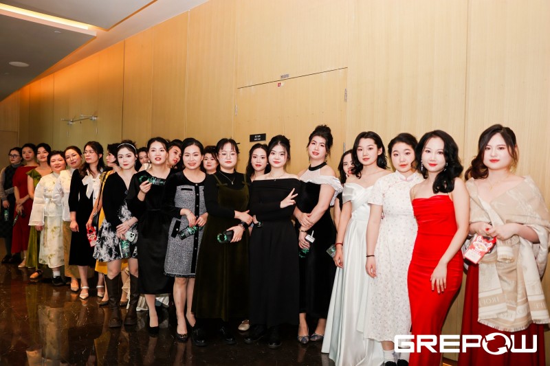 格瑞普员工 格瑞普员工