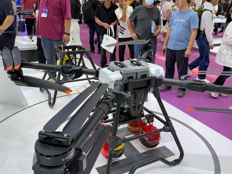 植保无人机电池